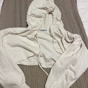Zara crop sweatshirt top
